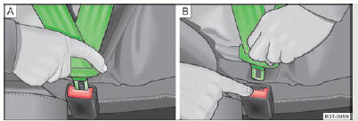 Skoda Roomster. Fig. 93 Bouclage/débouclage des ceintures de sécurité