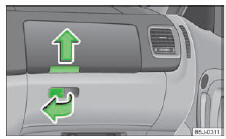 Skoda Roomster. Fig. 59 Tableau de bord : vide-poches sur le côté du passager av